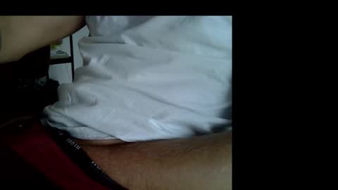 Snapshot of bdemwi2588 chatting on 10-14-25, 07:42 bdemwi2588 online show from 10-14-25, 07:42