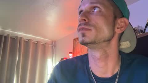 Snapshot of bdrako407 chatting on 12-14-25, 04:56 bdrako407 online show from 12-14-25, 04:56