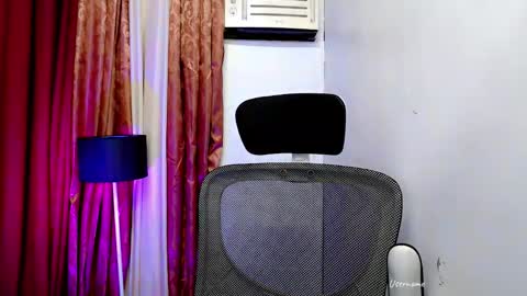 Snapshot of be_my_king88 chatting on 09-29-25, 02:38 tinaj online show from 09-29-25, 02:38