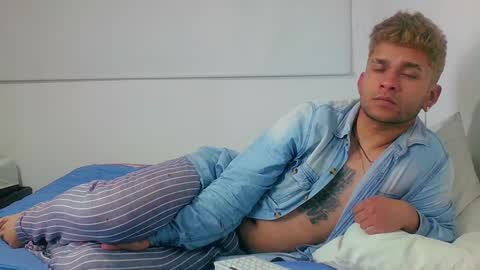 Sara  Juan online show from 12-28-24, 07:22