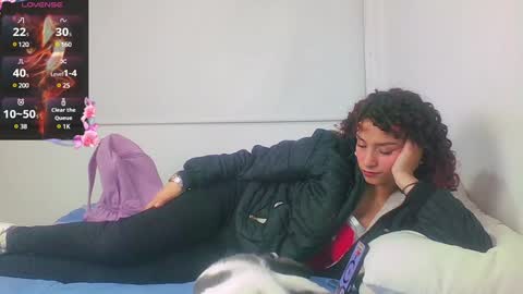 Sara  Juan online show from 01-15-25, 02:27