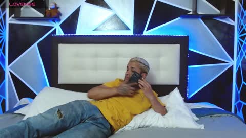 Sara  Juan online show from 01-21-25, 02:11