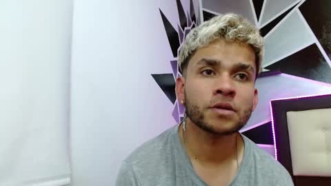 Sara  Juan online show from 03-11-25, 08:41