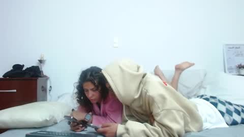 Sara  Juan online show from 10-12-25, 05:06