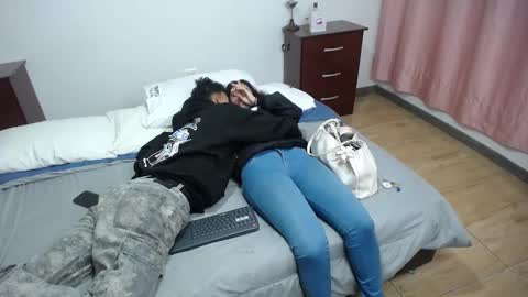 Sara  Juan online show from 12-14-25, 03:23