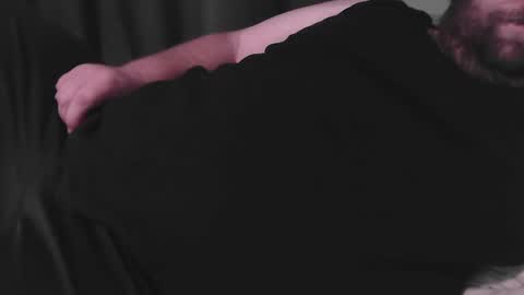 Snapshot of bear_man_oi chatting on 01-04-25, 11:00 bear_man_oi online show from 01-04-25, 11:00