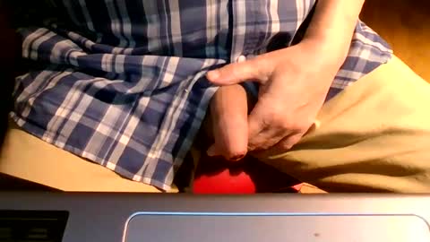 Snapshot of bearacuda555 chatting on 12-04-24, 10:30 Bruno online show from 12-04-24, 10:30