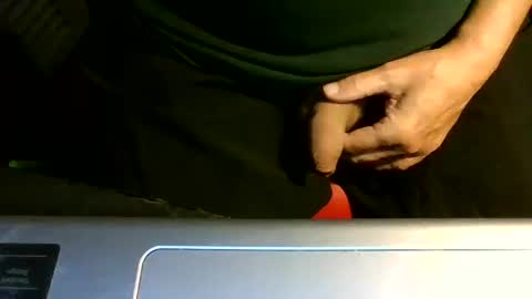 Snapshot of bearacuda555 chatting on 10-17-25, 04:20 Bruno online show from 10-17-25, 04:20