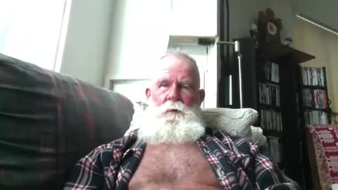 beardbushy online show from 10-23-25, 02:16