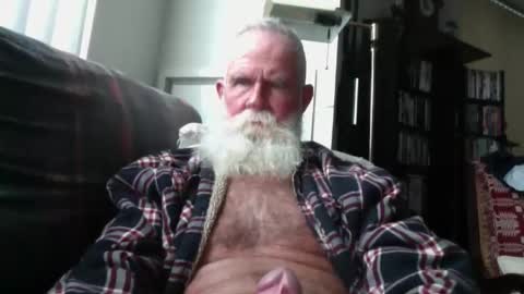 Snapshot of beardbushy chatting on 11-09-25, 07:23 beardbushy online show from 11-09-25, 07:23