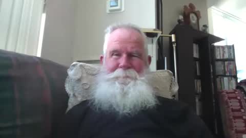 Snapshot of beardbushy chatting on 02-08-26, 06:33 beardbushy online show from 02-08-26, 06:33
