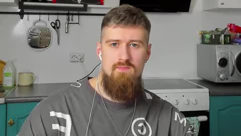 Zeus online show from 03-08-25, 10:24