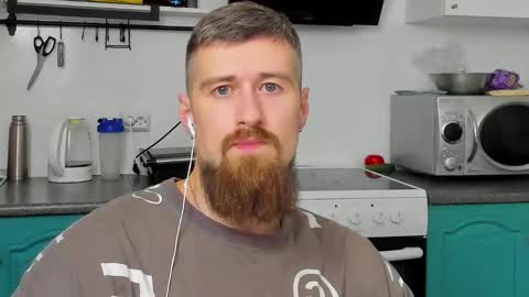 Zeus online show from 09-26-25, 06:45