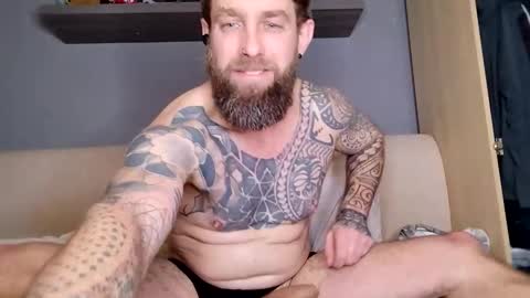 beardedtattedguy online show from 01-06-26, 01:59