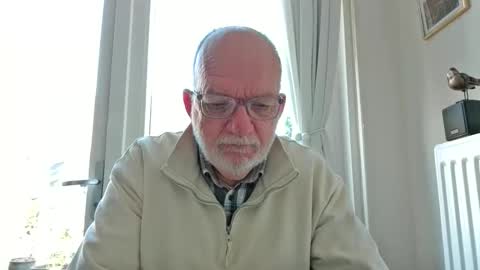 Snapshot of beardman916444 chatting on 03-29-26, 08:58 Beardman online show from 03-29-26, 08:58