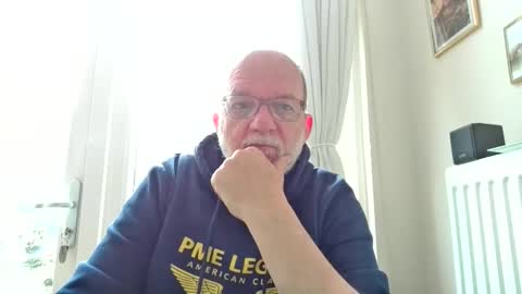 Snapshot of beardman916444 chatting on 04-19-26, 01:21 Beardman online show from 04-19-26, 01:21