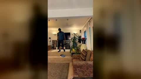 Snapshot of bearmeat4you chatting on 03-30-26, 02:01 bearmeat4you online show from 03-30-26, 02:01