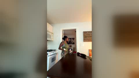 Snapshot of bearmeat4you chatting on 04-10-26, 08:46 bearmeat4you online show from 04-10-26, 08:46