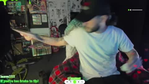 Snapshot of beastbxy chatting on 01-30-25, 02:49 beast bxy online show from 01-30-25, 02:49