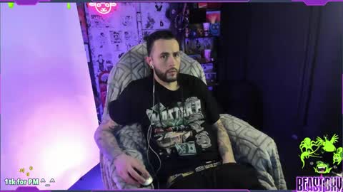 Snapshot of beastbxy chatting on 02-11-25, 08:05 beast bxy online show from 02-11-25, 08:05