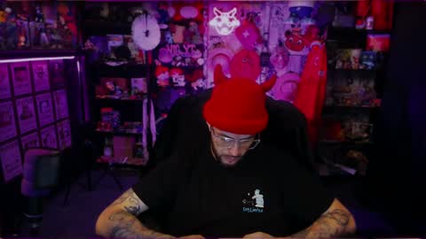 Snapshot of beastbxy chatting on 09-30-25, 03:33 beast bxy online show from 09-30-25, 03:33