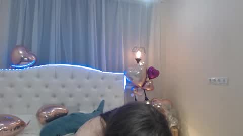 beataangel online show from 02-15-25, 02:33