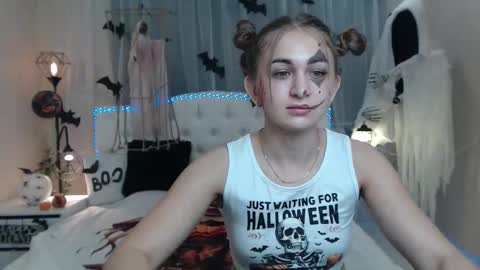 beataangel online show from 10-31-25, 08:15