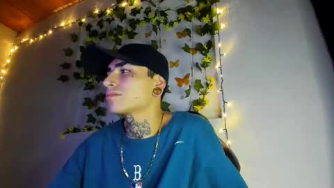 Snapshot of beatandtalk chatting on 12-04-25, 07:06 beatandtalk online show from 12-04-25, 07:06