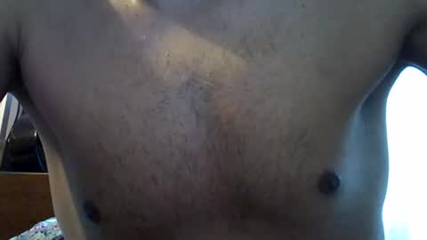 Snapshot of beatlebut chatting on 10-17-25, 01:53 beatlebut online show from 10-17-25, 01:53