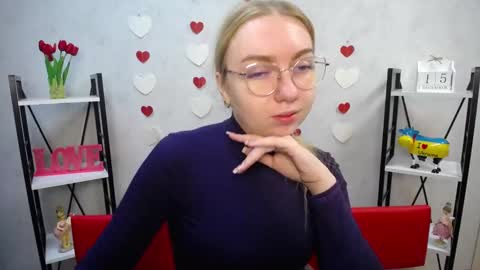 BeatriceFlyy online show from 12-15-24, 07:35