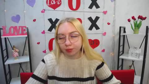 BeatriceFlyy online show from 01-22-25, 05:17