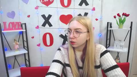 BeatriceFlyy online show from 02-19-25, 06:11