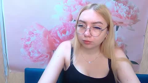 BeatriceFlyy online show from 09-09-25, 05:29