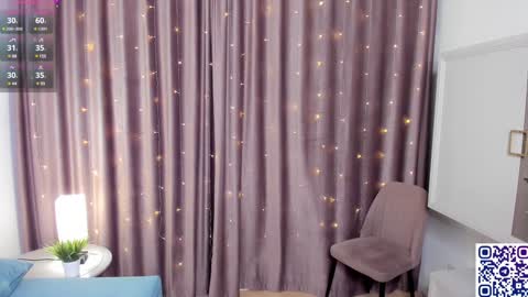 Snapshot of beatrixcutsforth chatting on 01-18-25, 12:57 Beatrix or Triss3 online show from 01-18-25, 12:57