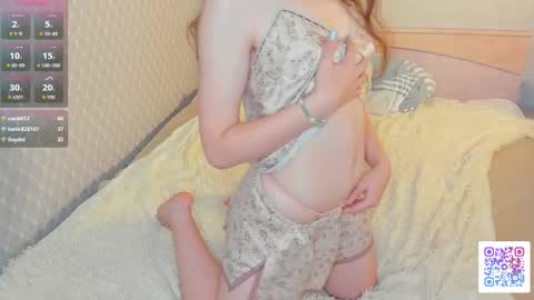 Snapshot of beatrixcutsforth chatting on 10-09-25, 08:07 Beatrix or Triss3 online show from 10-09-25, 08:07