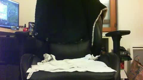 Snapshot of beaugosse39 chatting on 02-19-26, 06:53 beaugosse39 online show from 02-19-26, 06:53