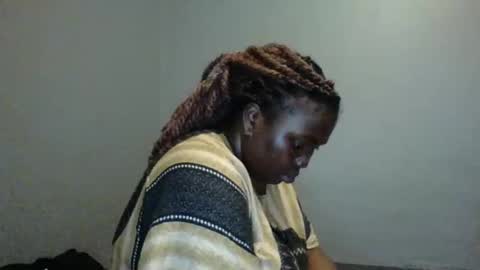 Snapshot of beautie699392 chatting on 03-11-25, 03:34 Lil stunner online show from 03-11-25, 03:34