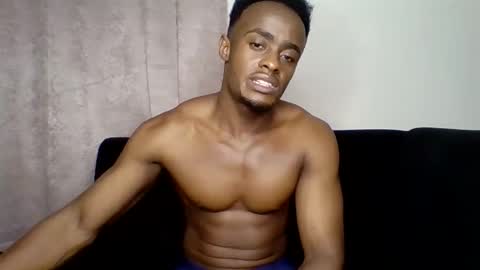 Snapshot of beautiful_and_lovely chatting on 05-27-26, 09:28 Chelsea and Raymond online show from 05-27-26, 09:28