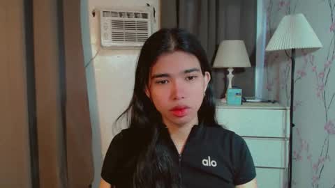 TRIXIE online show from 03-01-26, 02:13