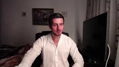 Mia and Jake online show from 09-21-25, 11:17