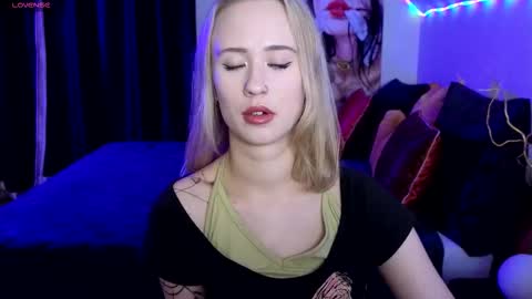 beauty Sasha online show from 10-19-25, 06:08