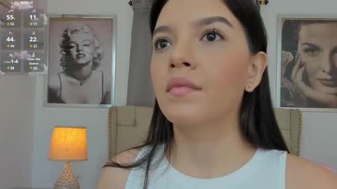 Snapshot of beautyari_ chatting on 03-11-25, 12:06 Ariana Reyes online show from 03-11-25, 12:06