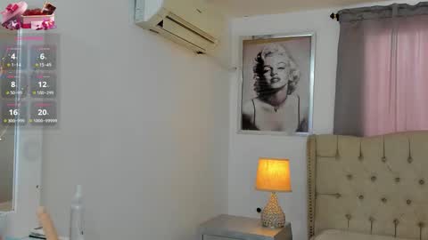 Snapshot of beautyari_ chatting on 09-26-25, 12:42 Ariana Reyes online show from 09-26-25, 12:42