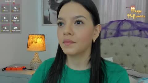 Snapshot of beautyari_ chatting on 10-21-25, 12:39 Ariana Reyes online show from 10-21-25, 12:39