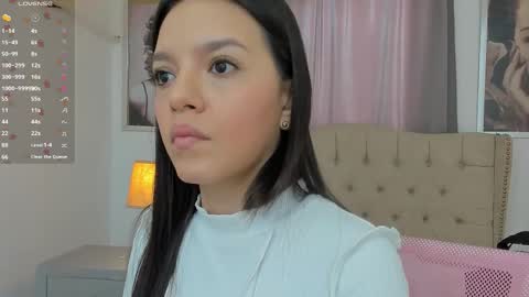 Ariana Reyes online show from 11-07-25, 12:05