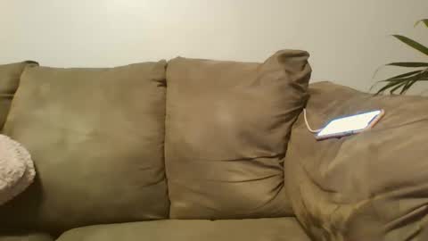 Beauty online show from 02-25-25, 04:24