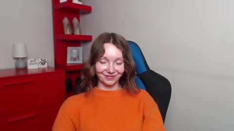 Zoe online show from 12-10-24, 12:27