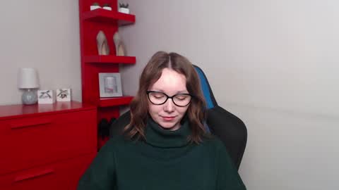 Zoe online show from 12-13-24, 07:36