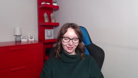 Zoe online show from 12-20-24, 07:44