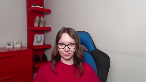 Zoe online show from 03-11-25, 09:34